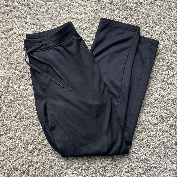 Lululemon men’s sweatpants - Picture 1 of 9